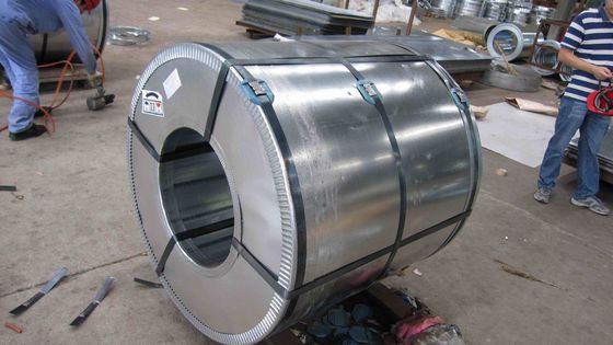 comprar Z40  Z300 G DX51 D Envase de hierro con zinc en la bobina de acero galvanizado en caliente para aplicaciones de contenedores y construcción online manufacture