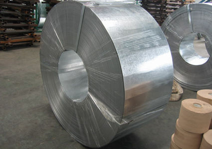 comprar Tira de acero galvanizada por inmersión en caliente Z10 Z27 de 300-400 mm de ancho para aplicaciones de construcción y tuberías soldadas online manufacture