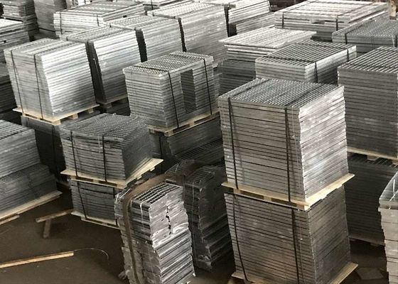 comprar Bobina de acero prepintada de 7001250 mm con revestimiento de zinc de 30275 g/m2 y revestimiento superior de 1025 μm para aplicaciones resistentes a la corrosión online manufacture
